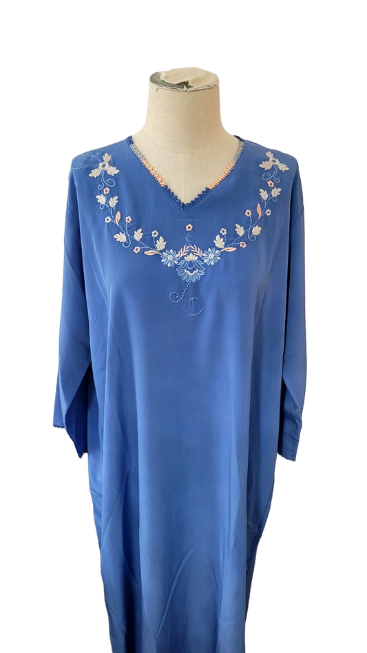 28 Robe marocaine longue – Tissu imprimé (Copie) (Copie) (Copie) (Copie) (Copie)